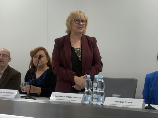 VI Ogólnopolska Konferencja Pedagogiczna z cyklu „Dziecko i rodzina” pt.: Pomoc psychologiczna w kryzysie – Pedagogika i Psychologia odpowiedzią na współczesne kryzysy