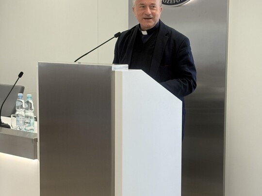 VI Ogólnopolska Konferencja Pedagogiczna z cyklu „Dziecko i rodzina” pt.: Pomoc psychologiczna w kryzysie – Pedagogika i Psychologia odpowiedzią na współczesne kryzysy
